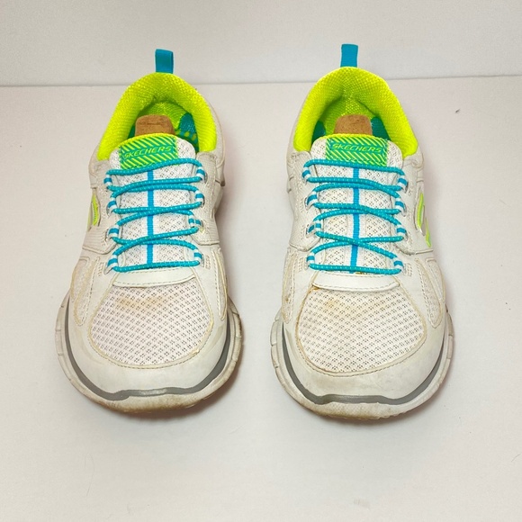 SKECHERS - MEMORY FOAM - WOMENS SIZE: 6 - Picture 4 of 11